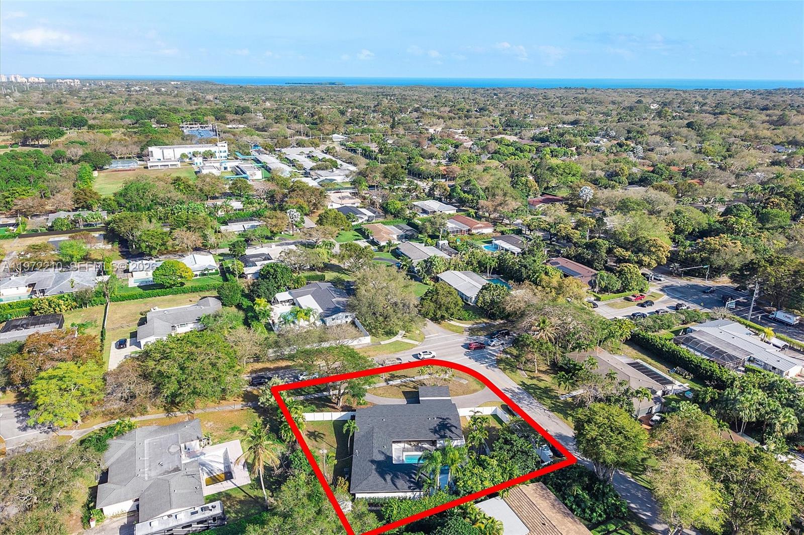 8201 SW 151st St, Palmetto Bay FL 33158