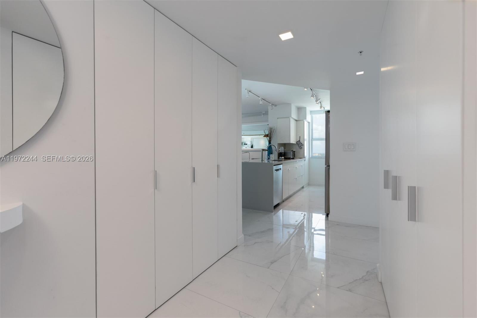 90 Alton Rd #1702, Miami Beach FL 33139