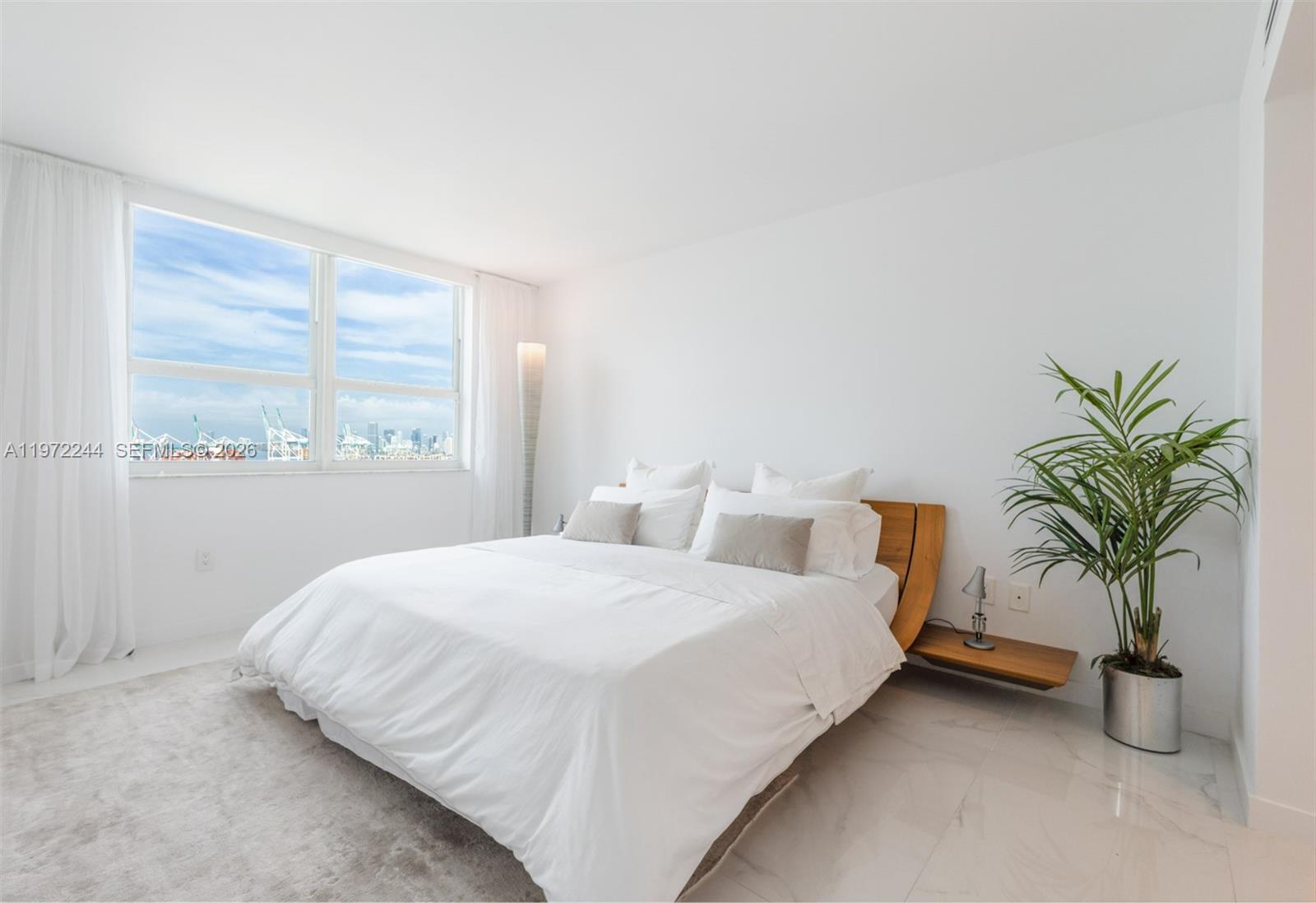 90 Alton Rd #1702, Miami Beach FL 33139