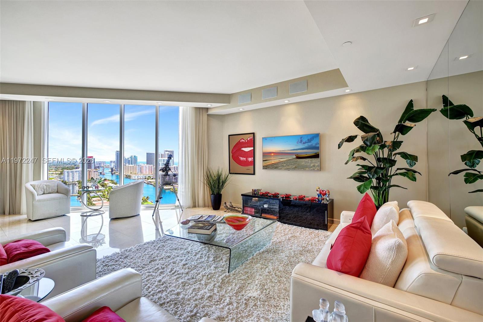 21200 Point Pl #PH 2804, Aventura FL 33180