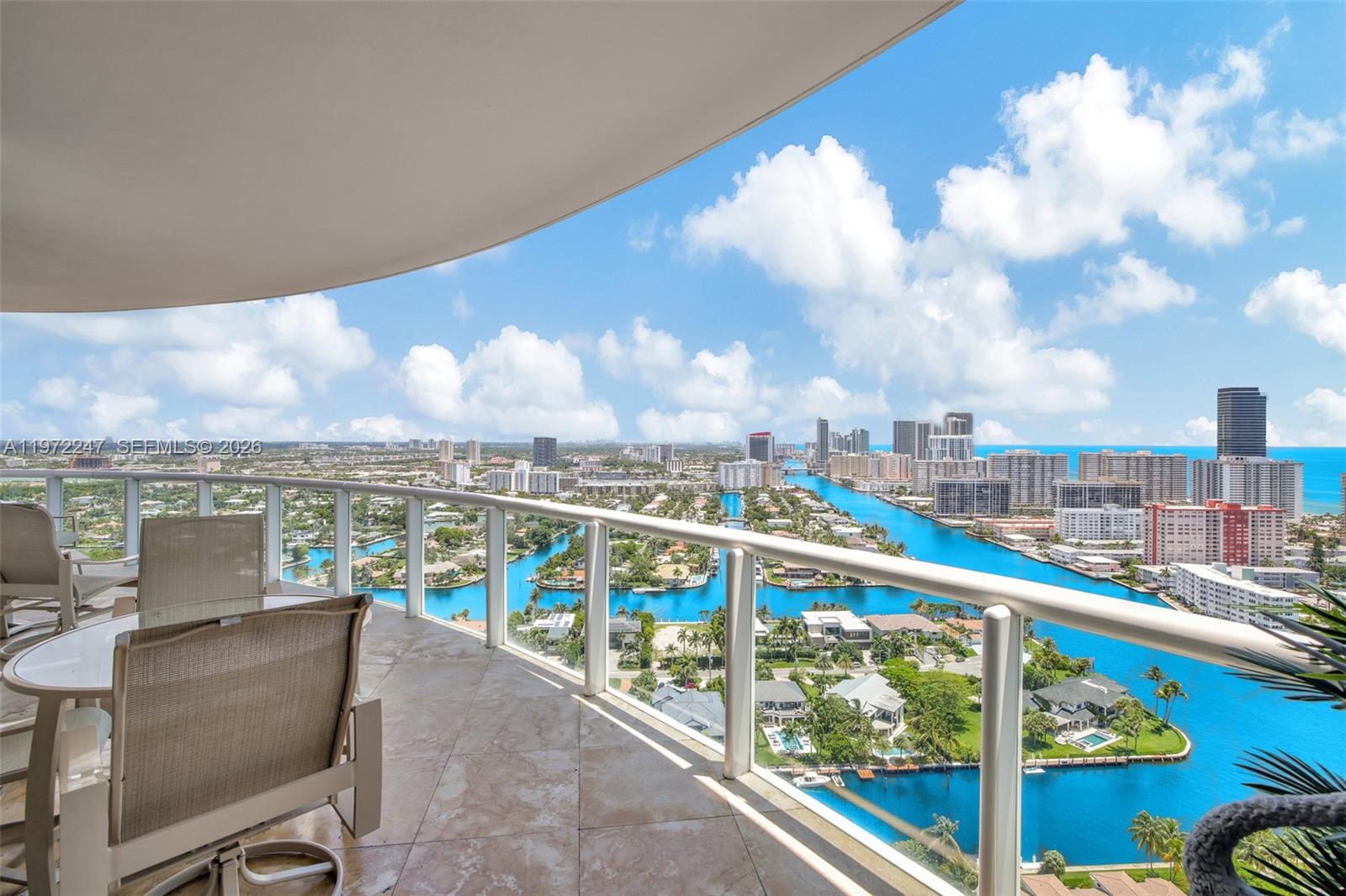 21200 Point Pl #PH 2804, Aventura FL 33180