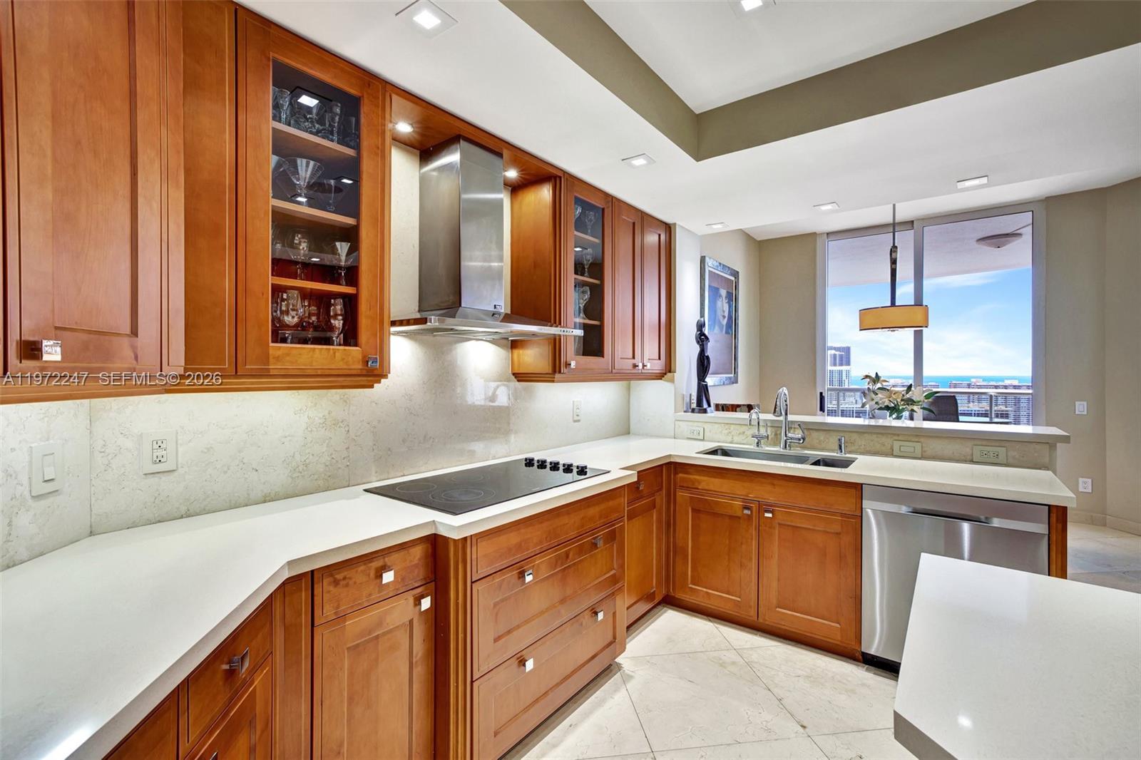 21200 Point Pl #PH 2804, Aventura FL 33180