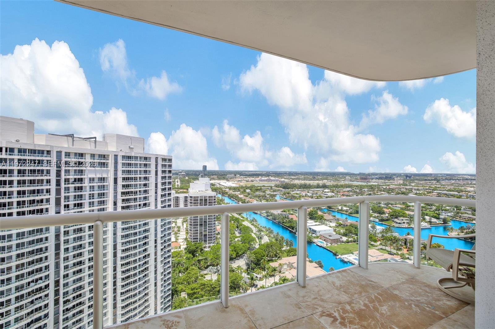 21200 Point Pl #PH 2804, Aventura FL 33180