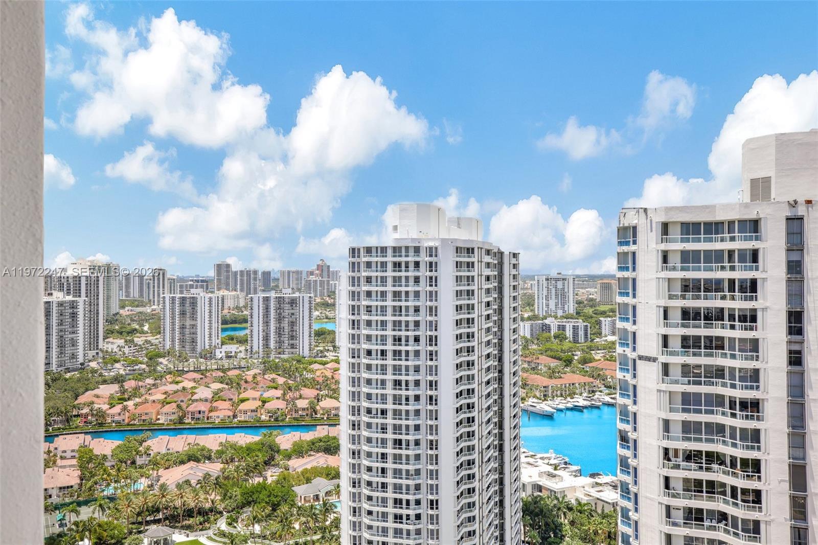 21200 Point Pl #PH 2804, Aventura FL 33180