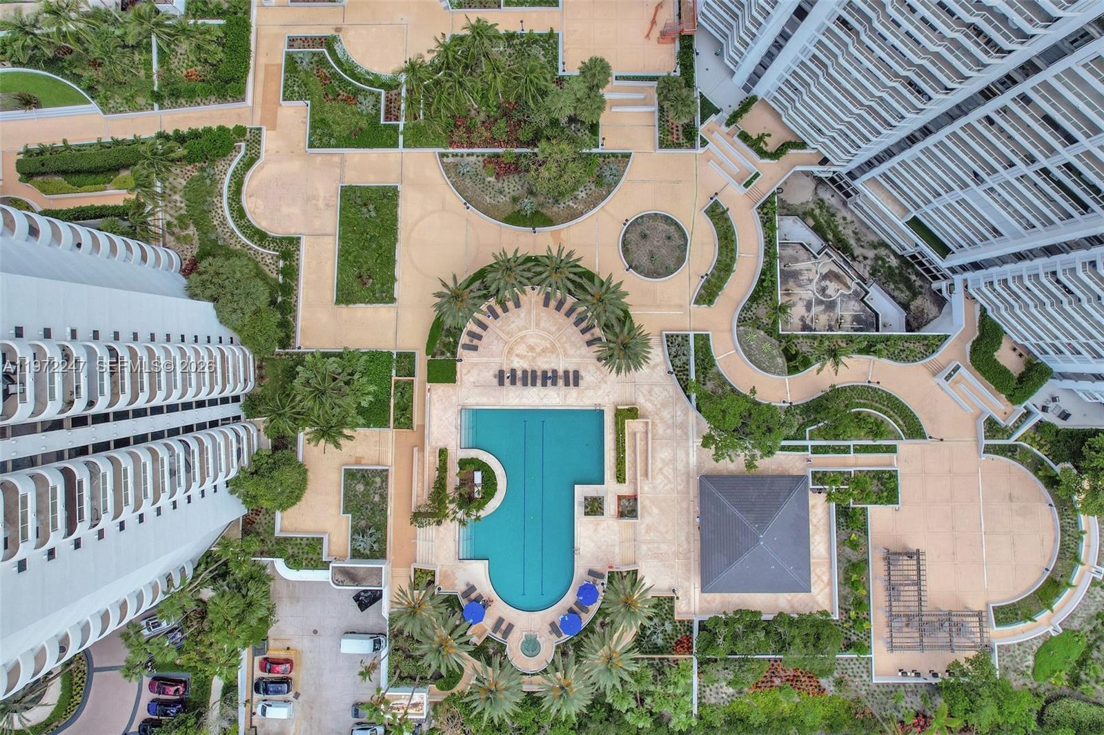 21200 Point Pl #PH 2804, Aventura FL 33180