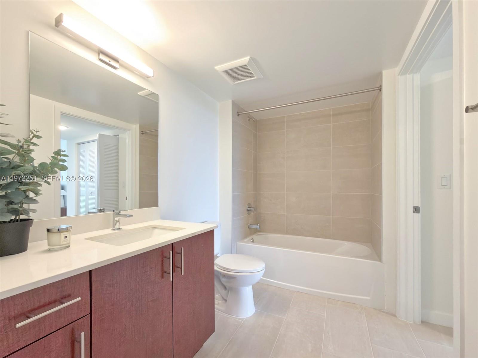 11239 NW 4th Ter #230, Sweetwater FL 33172