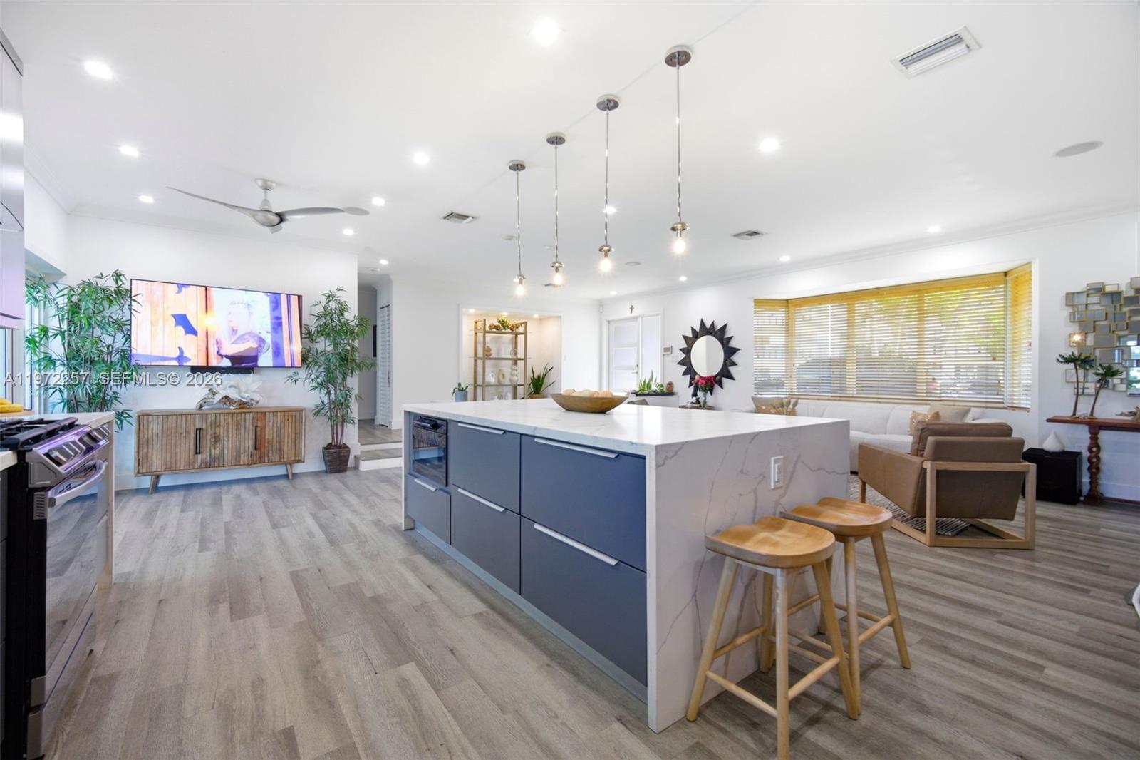 1871 NE 186th St, North Miami Beach FL 33179