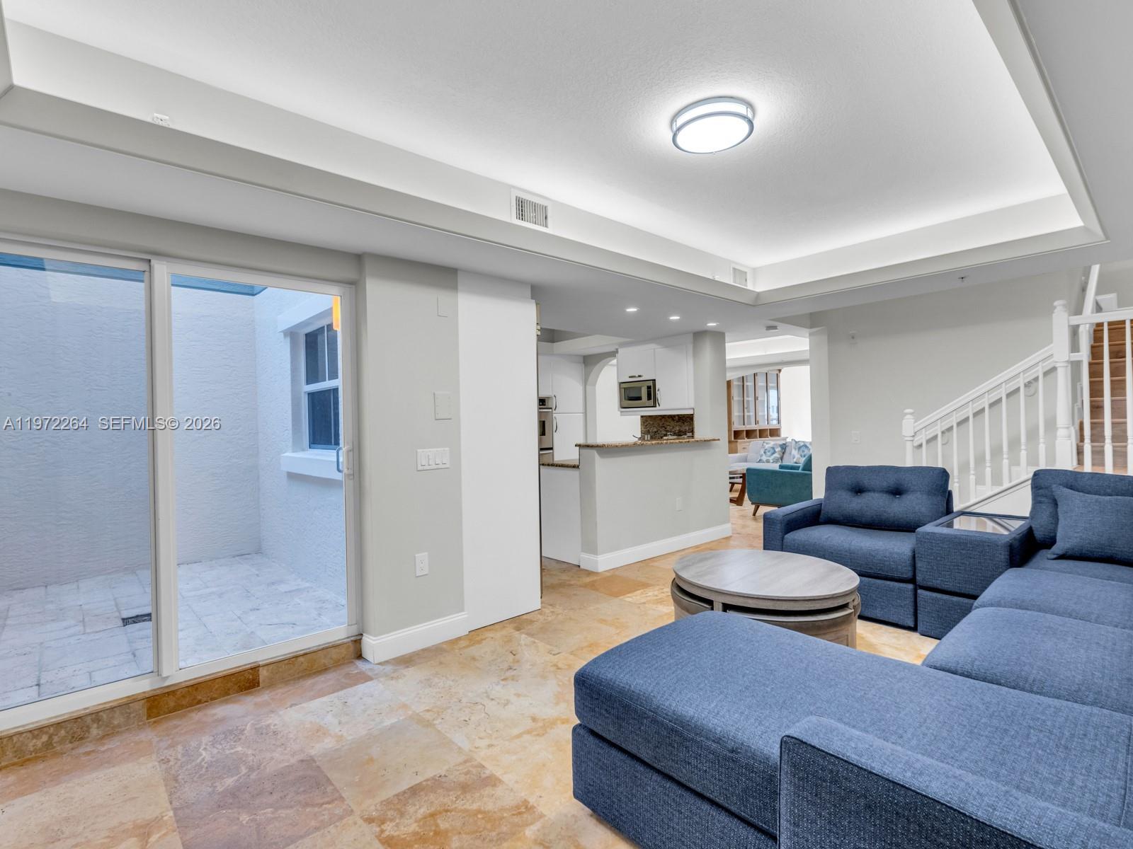 2051 SE 3rd St #TH11, Deerfield Beach FL 33441