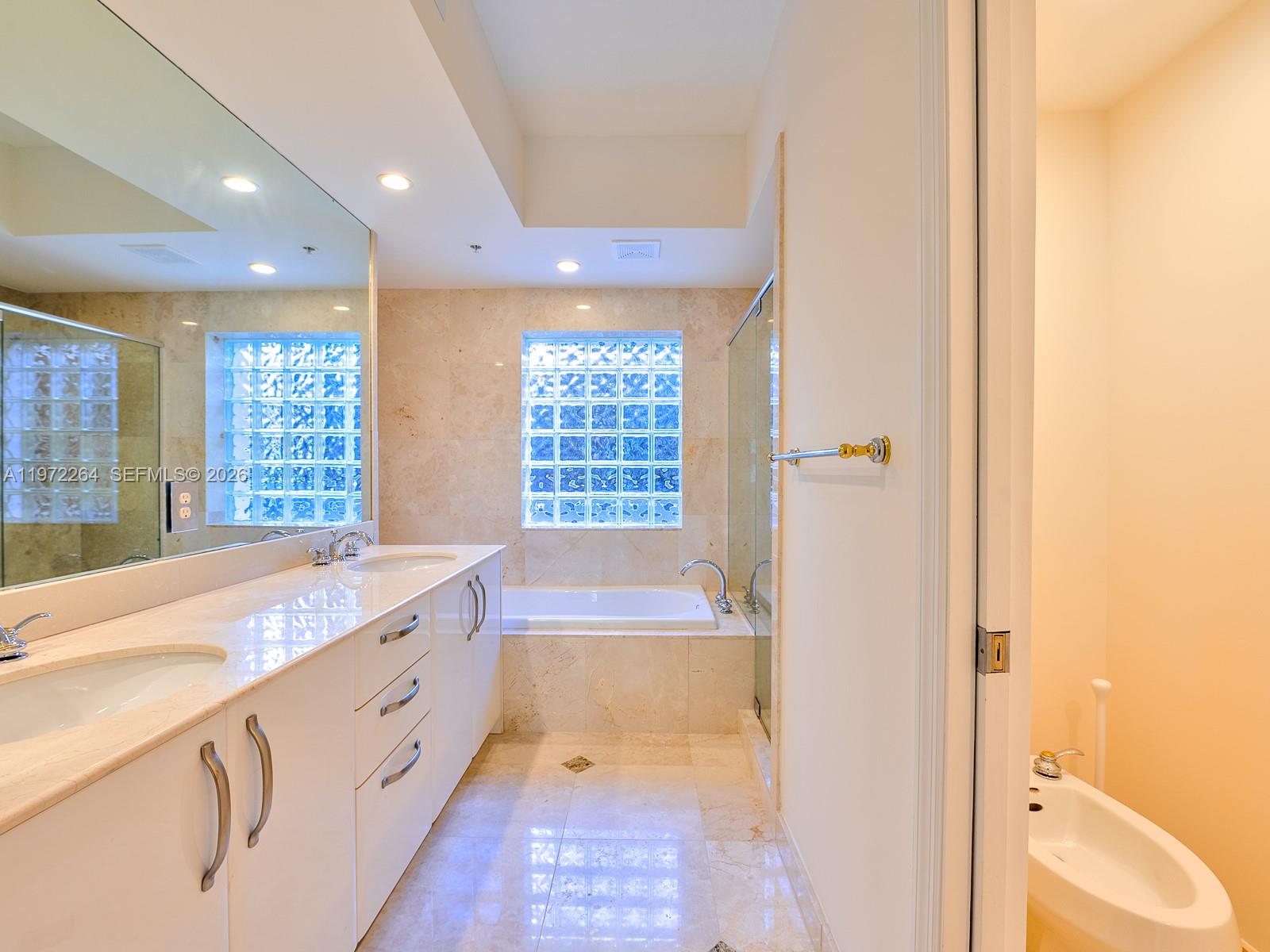 2051 SE 3rd St #TH11, Deerfield Beach FL 33441