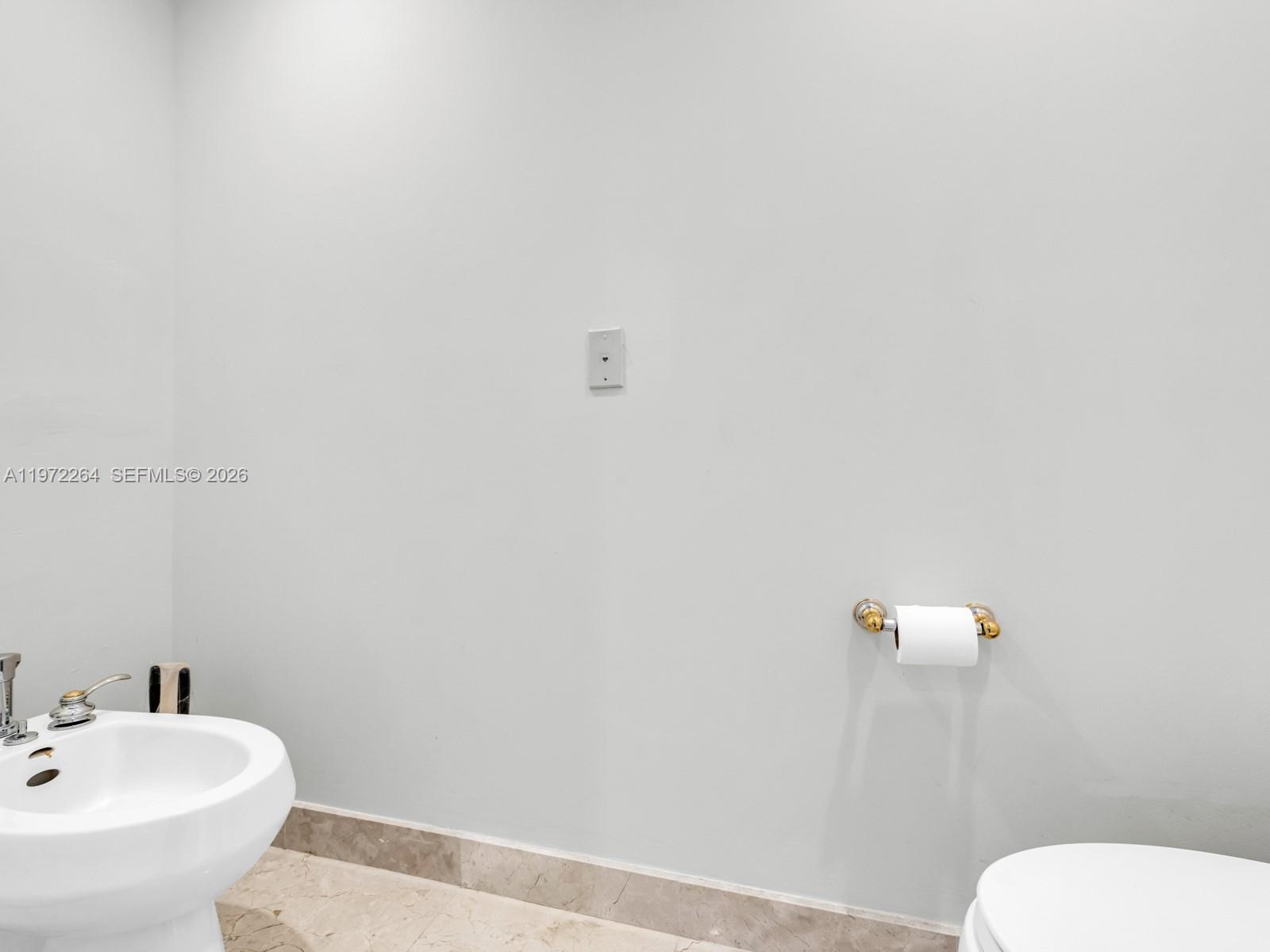 2051 SE 3rd St #TH11, Deerfield Beach FL 33441