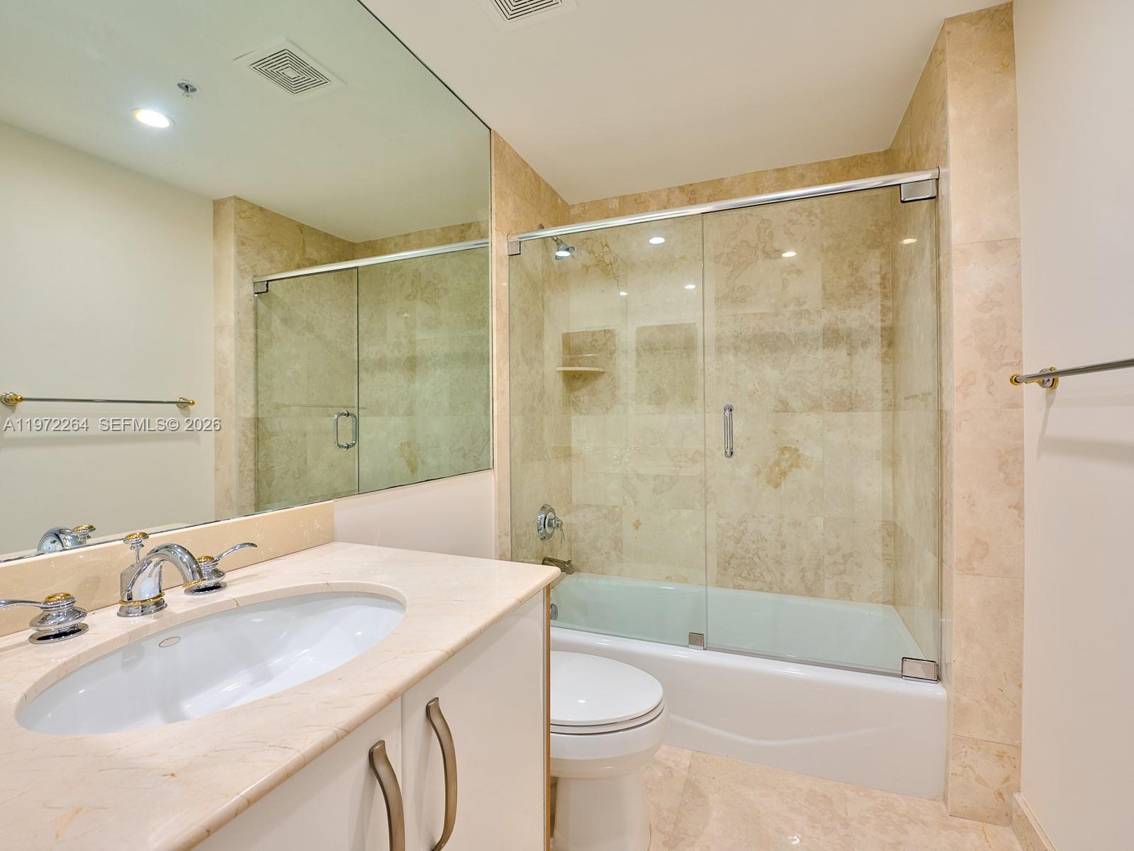 2051 SE 3rd St #TH11, Deerfield Beach FL 33441
