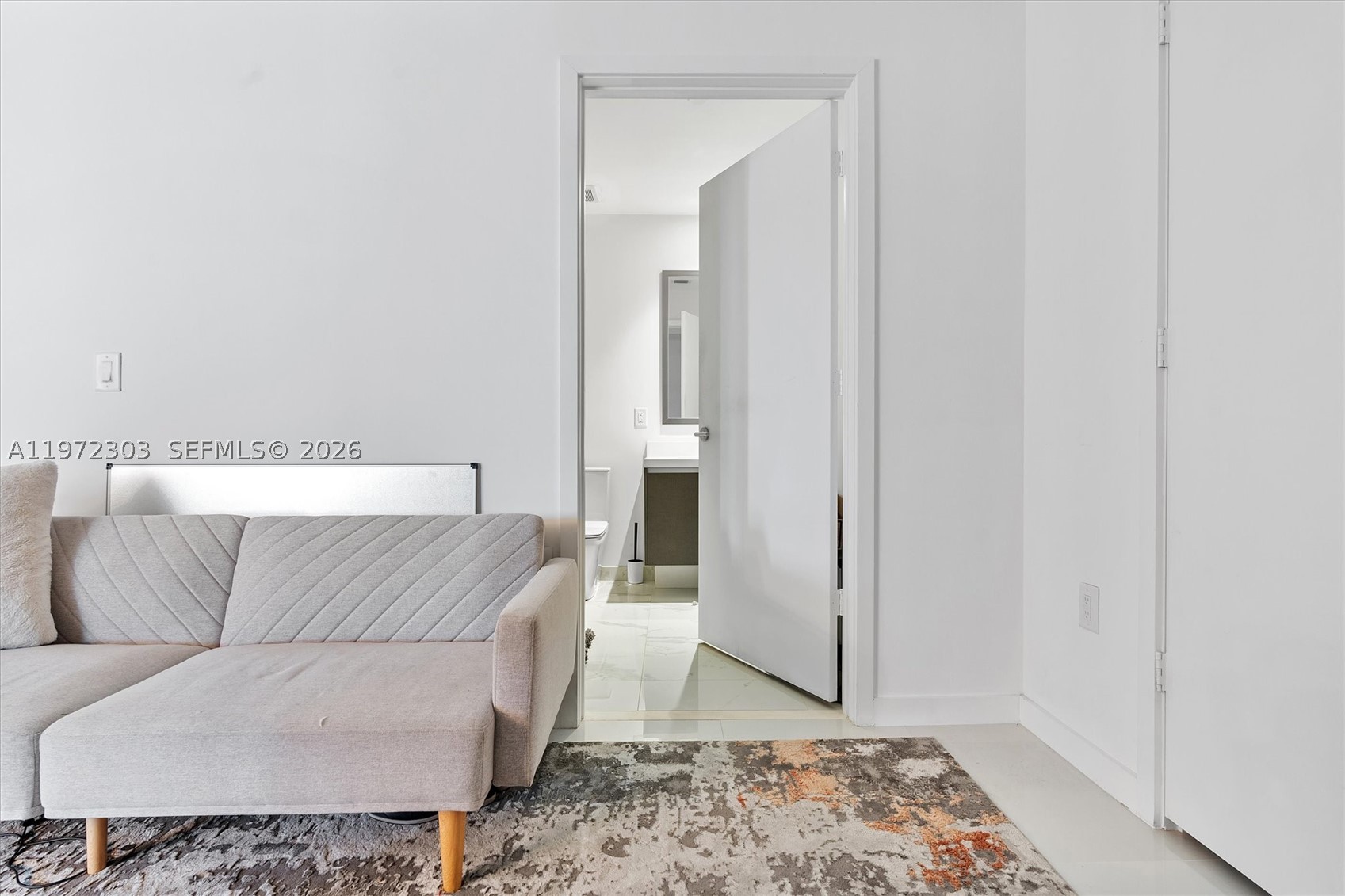 851 NE 1st Ave #1712, Miami FL 33132