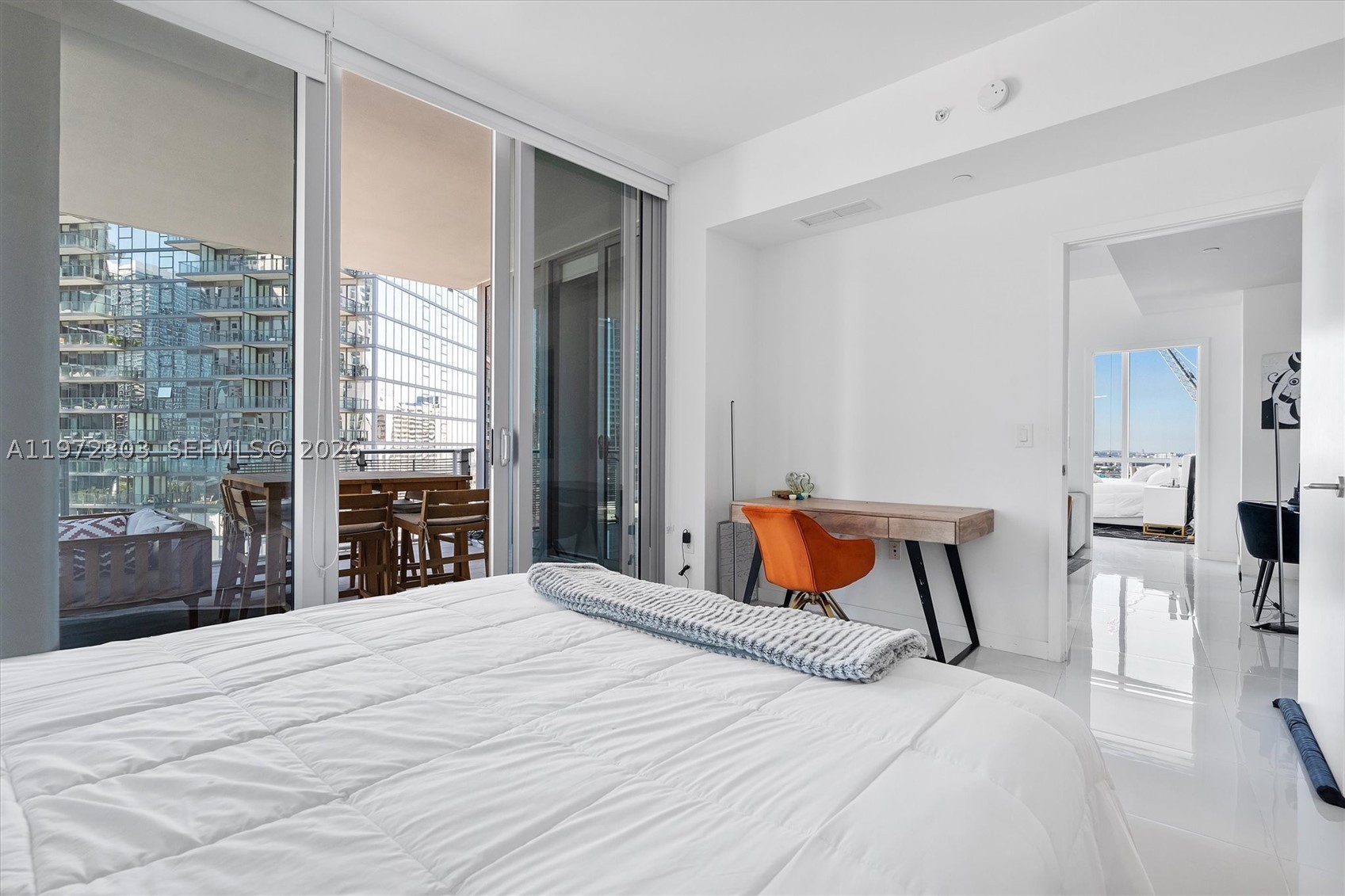 851 NE 1st Ave #1712, Miami FL 33132