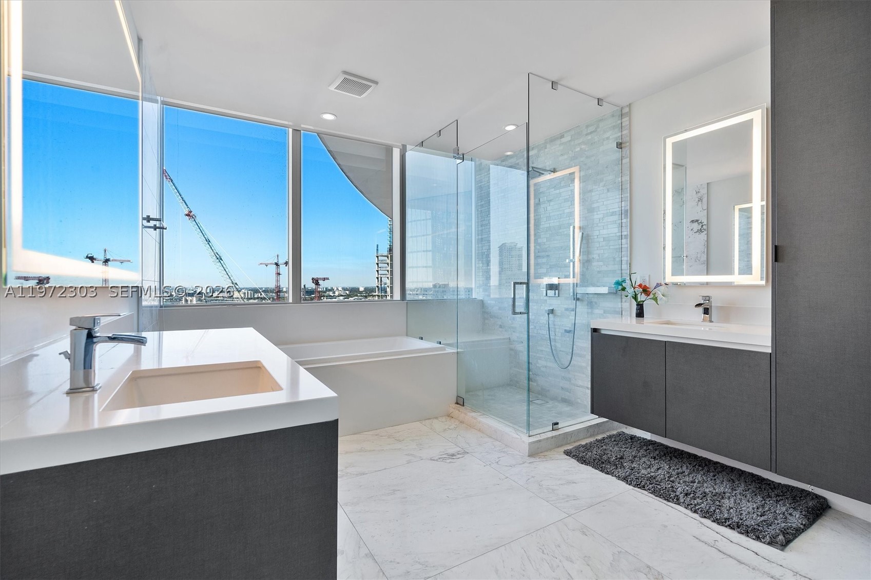 851 NE 1st Ave #1712, Miami FL 33132