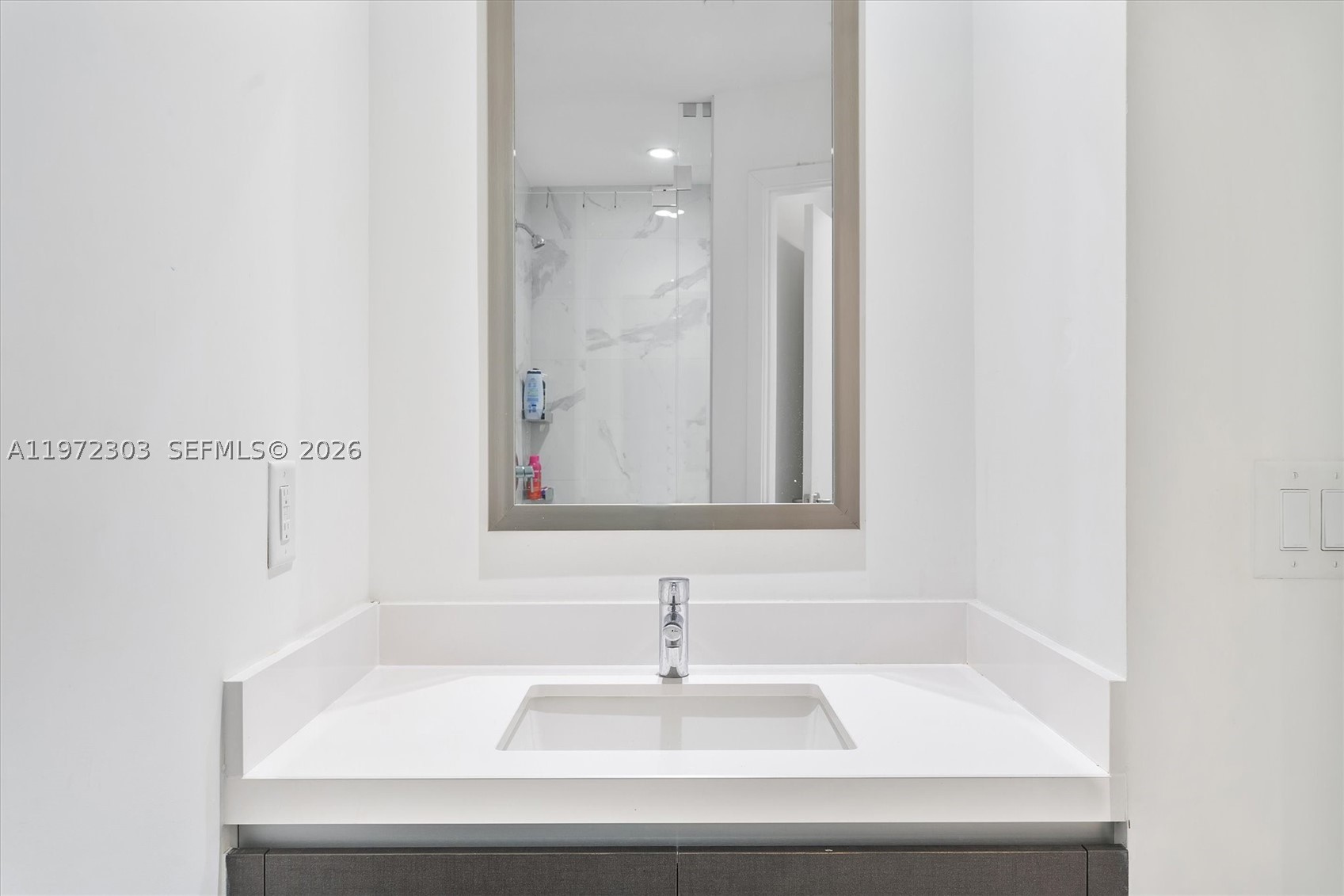 851 NE 1st Ave #1712, Miami FL 33132