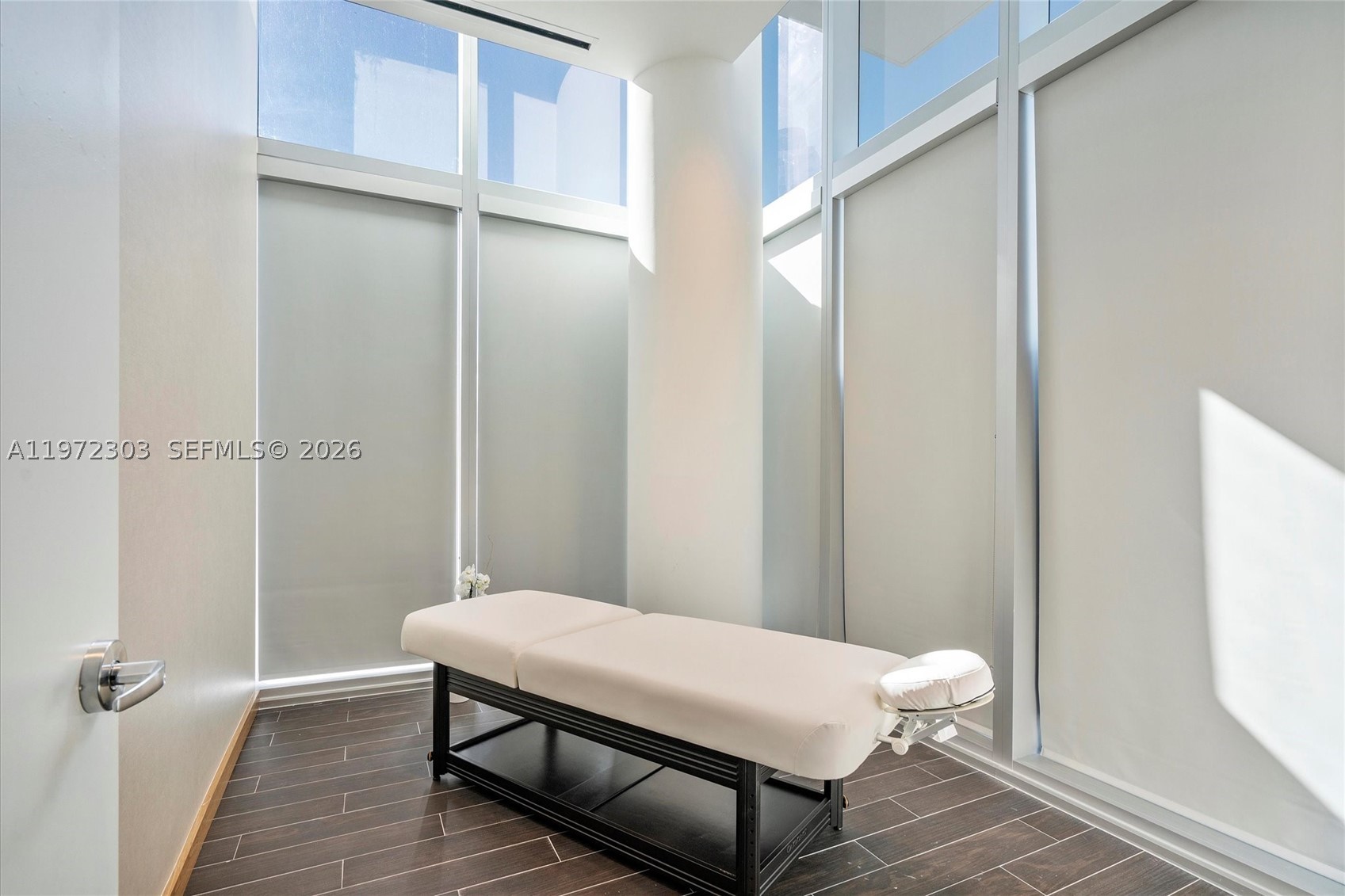 851 NE 1st Ave #1712, Miami FL 33132