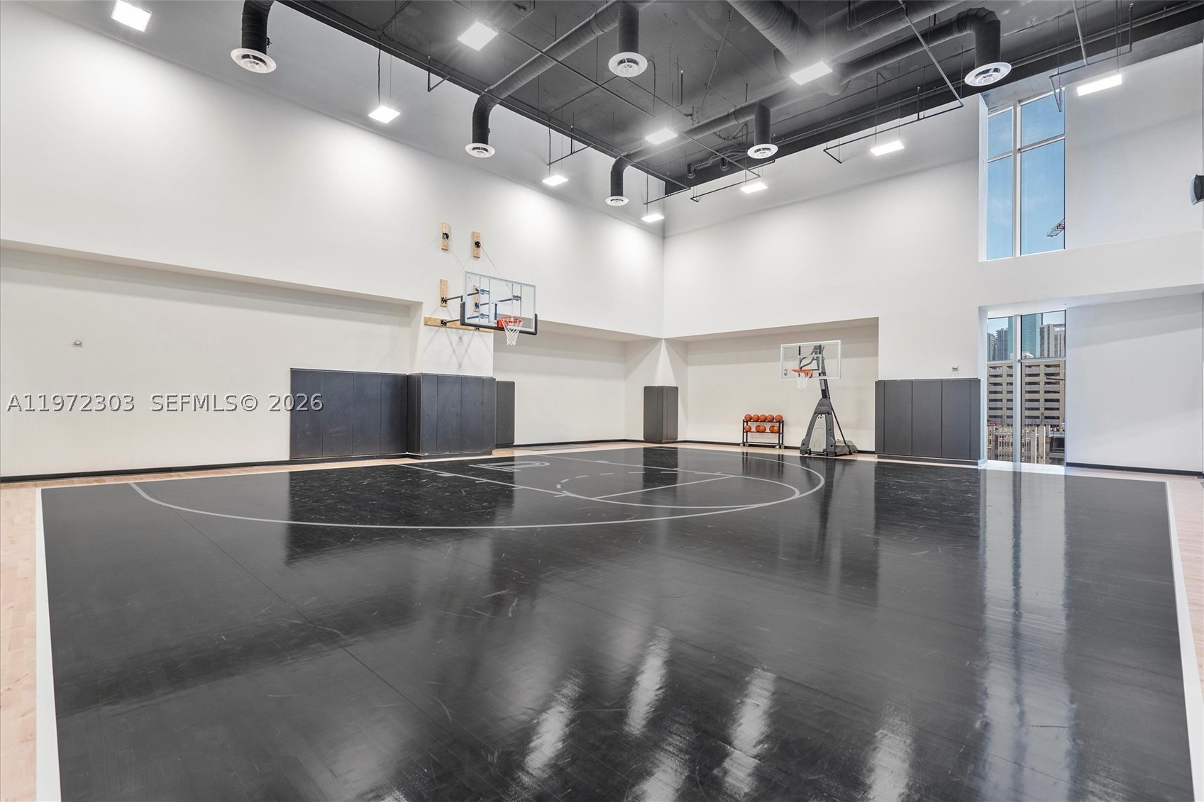 851 NE 1st Ave #1712, Miami FL 33132