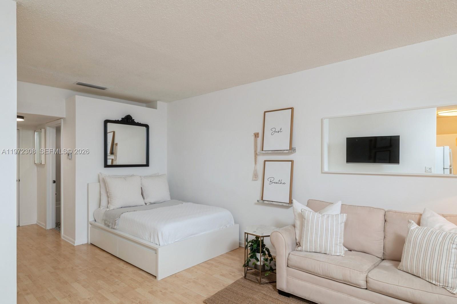 540 Brickell Key Dr #504, Miami FL 33131