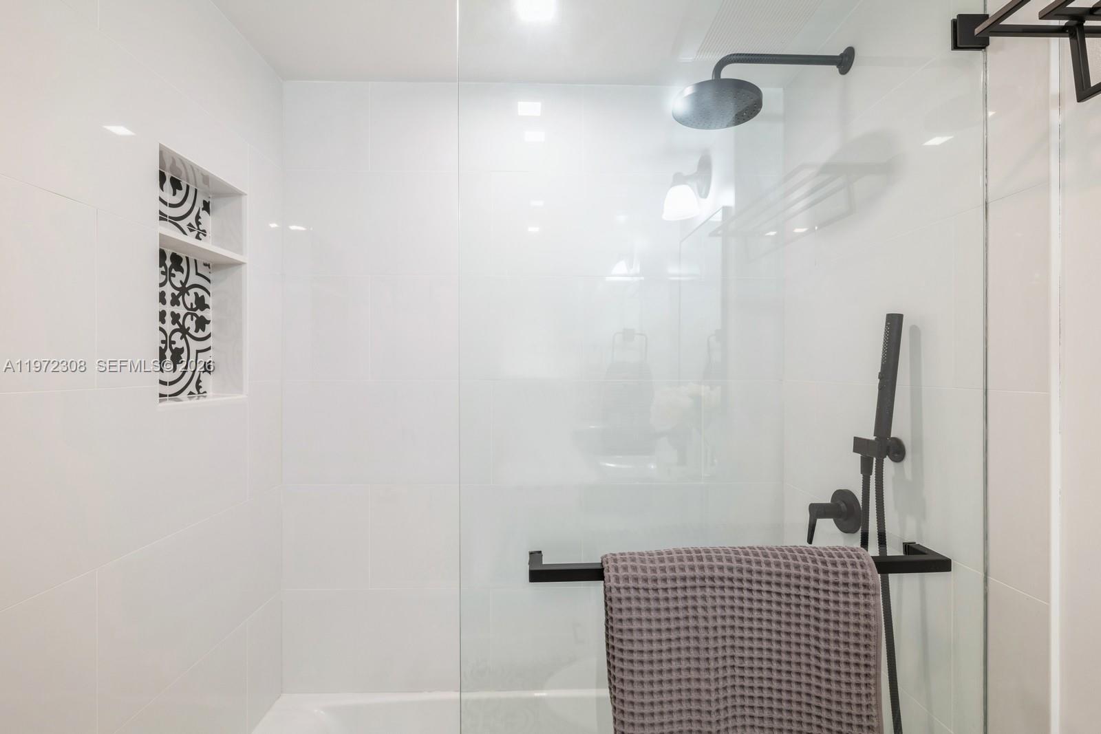540 Brickell Key Dr #504, Miami FL 33131