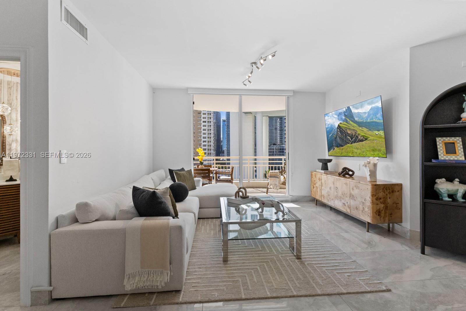 888 Brickell Key Dr #1200, Miami FL 33131