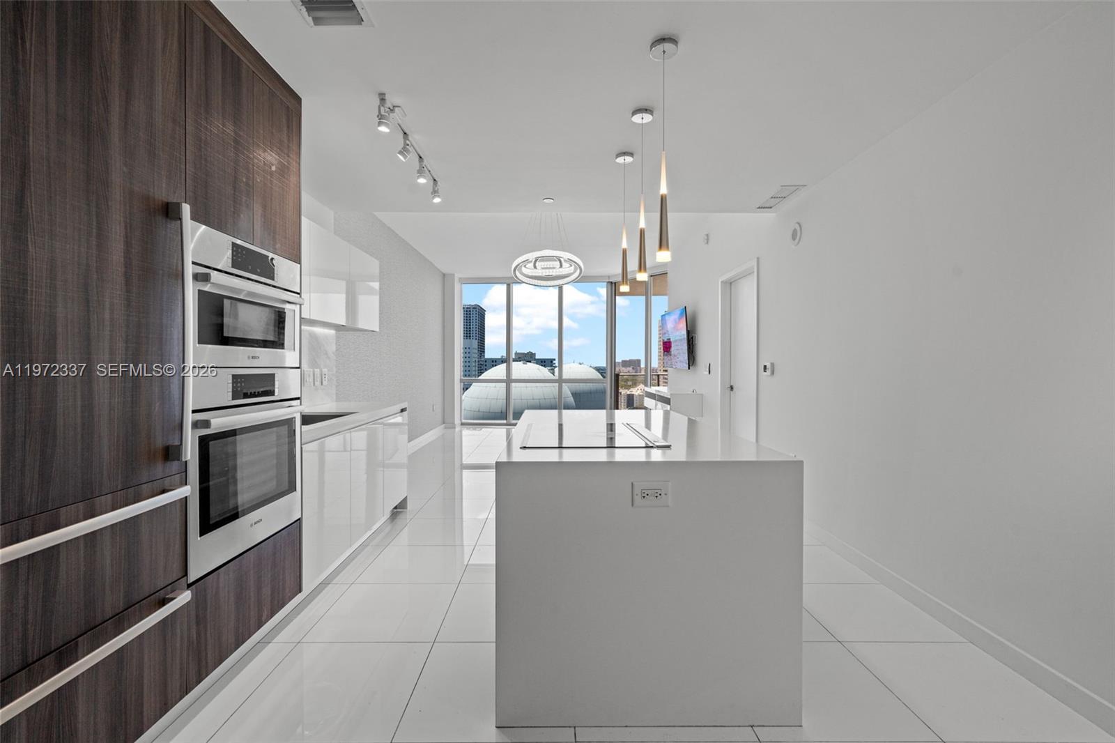 851 NE 1st Ave #1506, Miami FL 33132