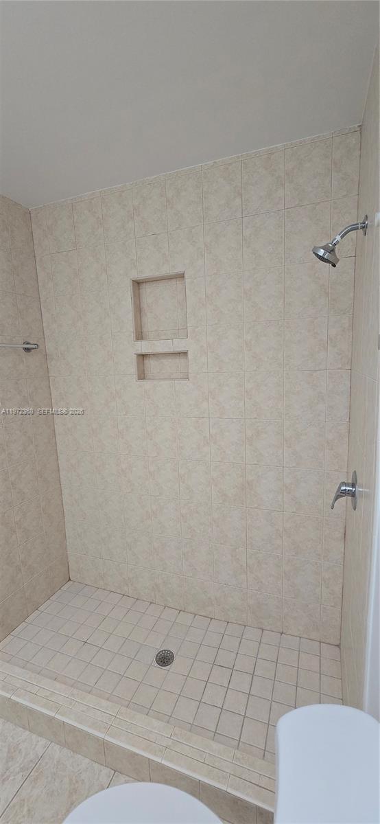 6500 SW 82nd Ave, Miami FL 33143