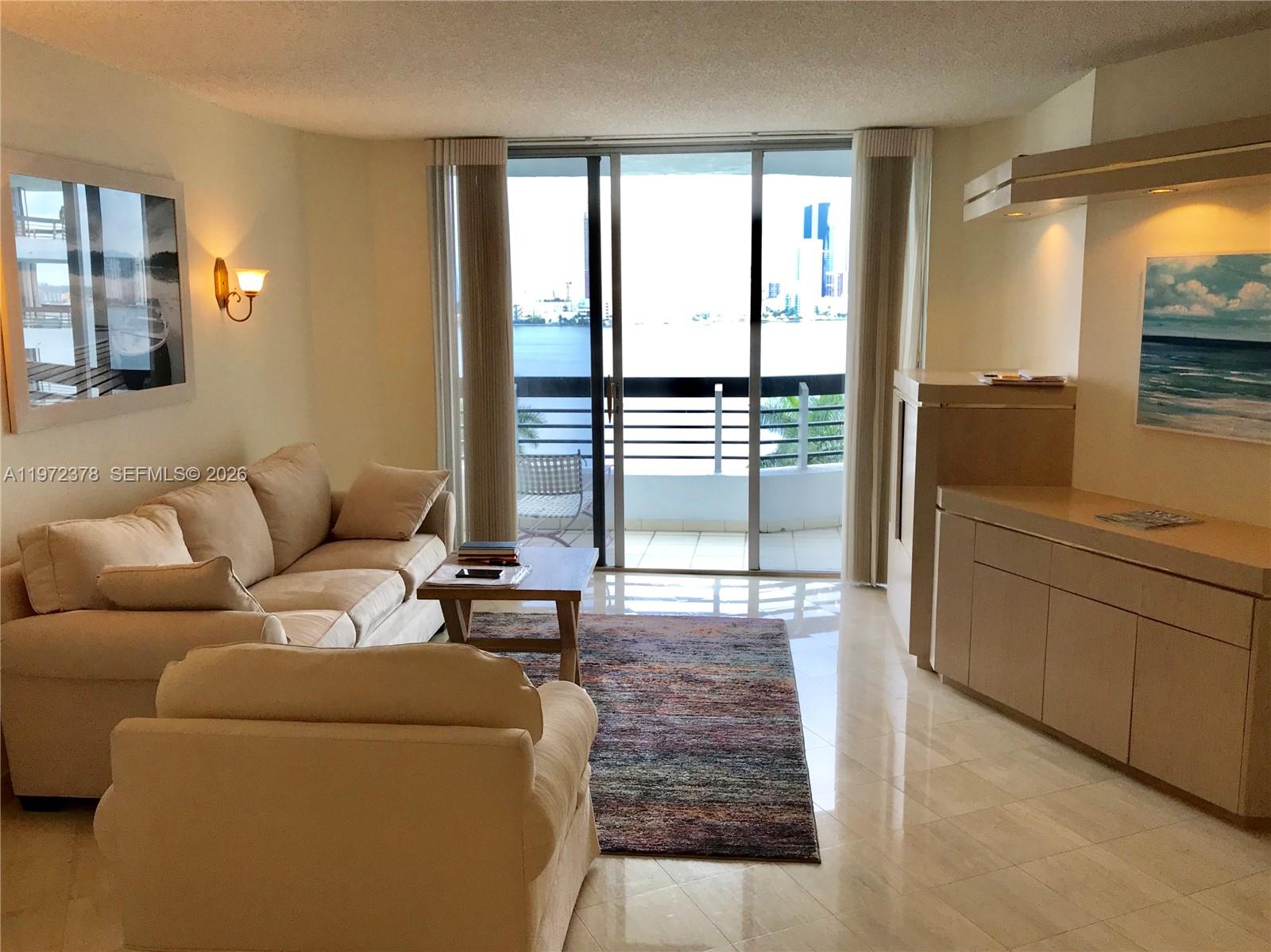 3600 Mystic Pointe Dr #815, Aventura FL 33180