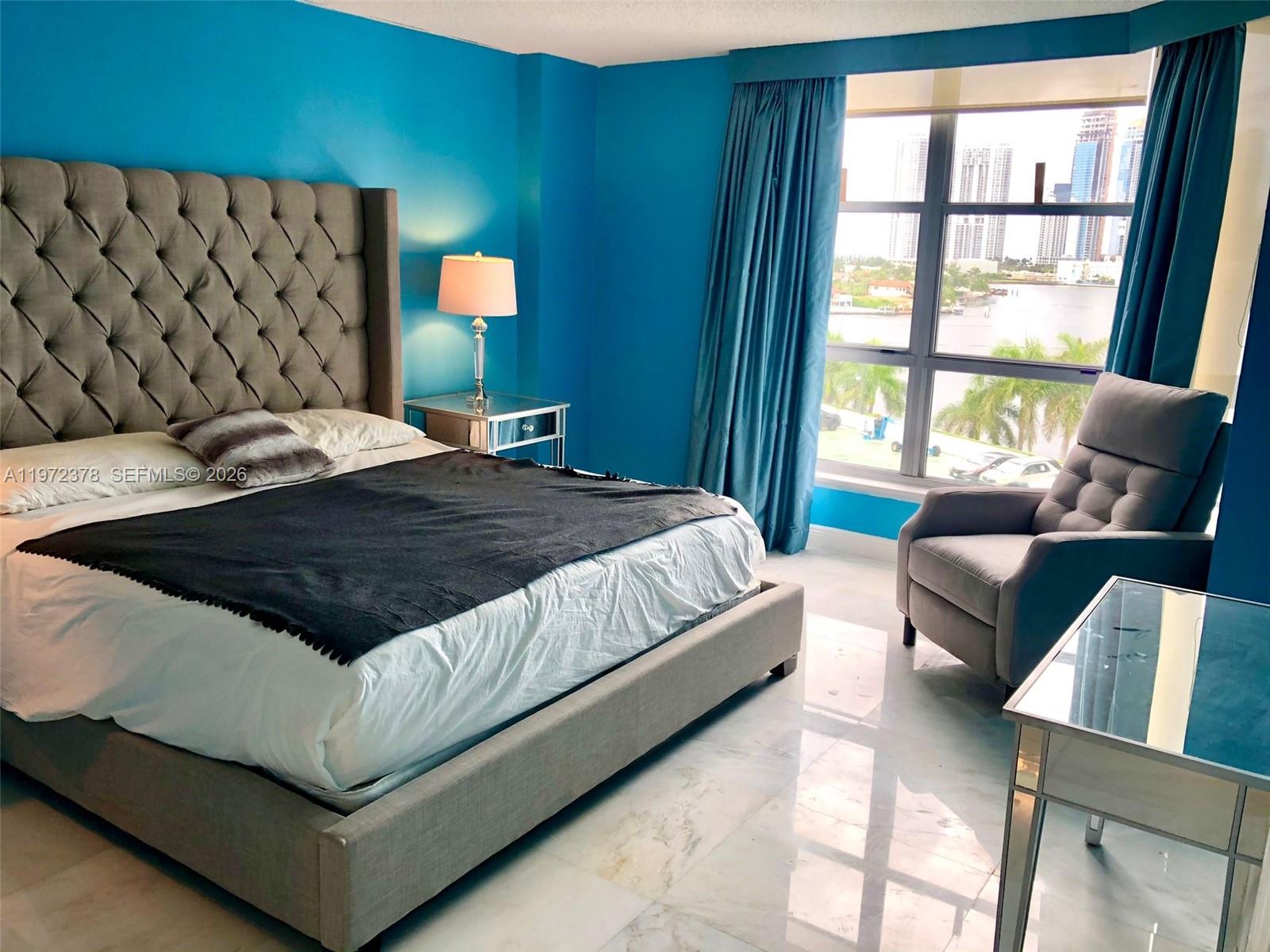 3600 Mystic Pointe Dr #815, Aventura FL 33180