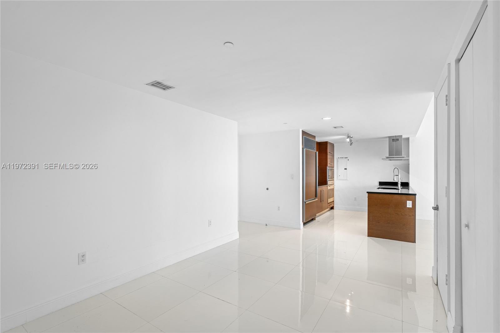 495 Brickell Ave #4705, Miami FL 33131