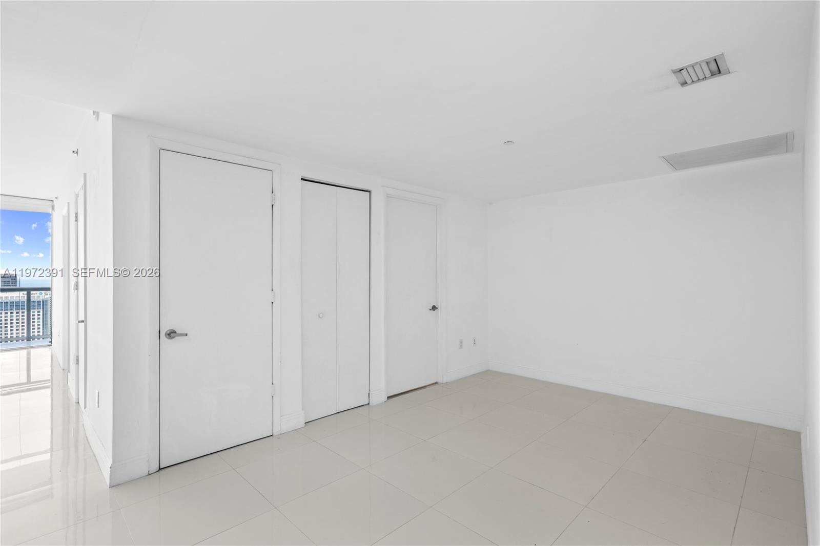 495 Brickell Ave #4705, Miami FL 33131