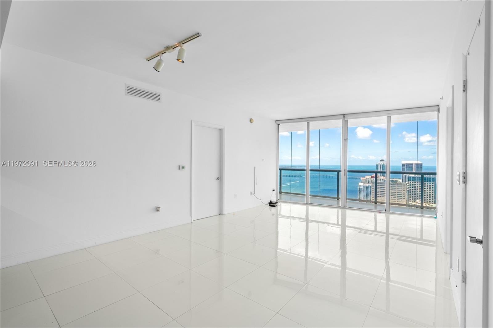 495 Brickell Ave #4705, Miami FL 33131