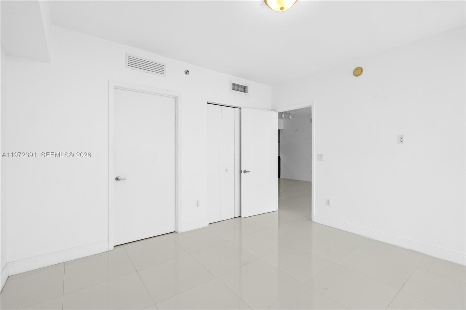 495 Brickell Ave #4705, Miami FL 33131