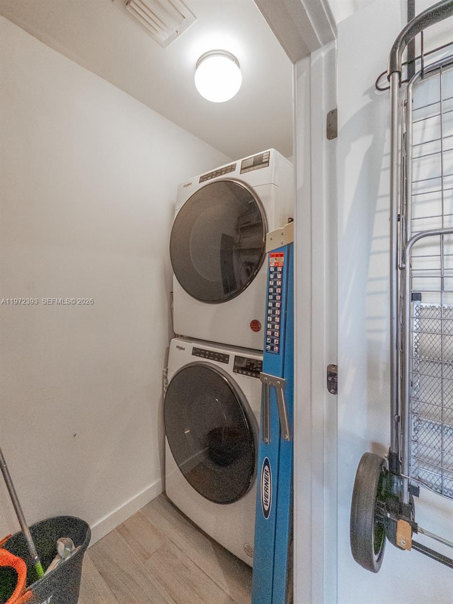 999 SW 1st Ave #3204, Miami FL 33130