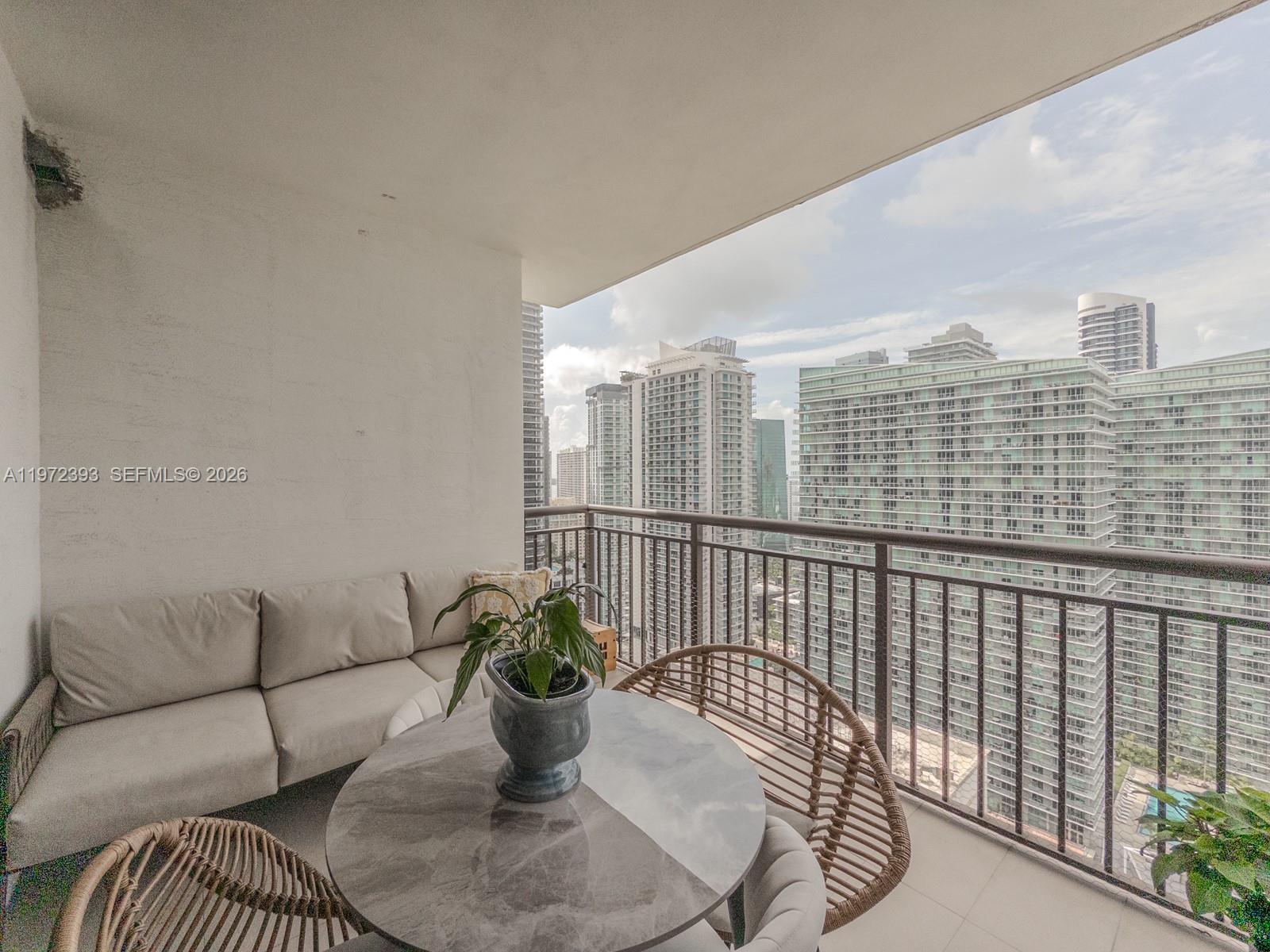 999 SW 1st Ave #3204, Miami FL 33130