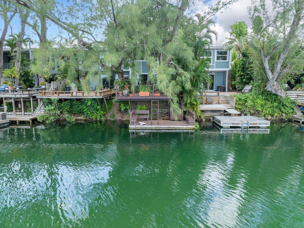 4905 SW 71st Pl, Miami FL 33155