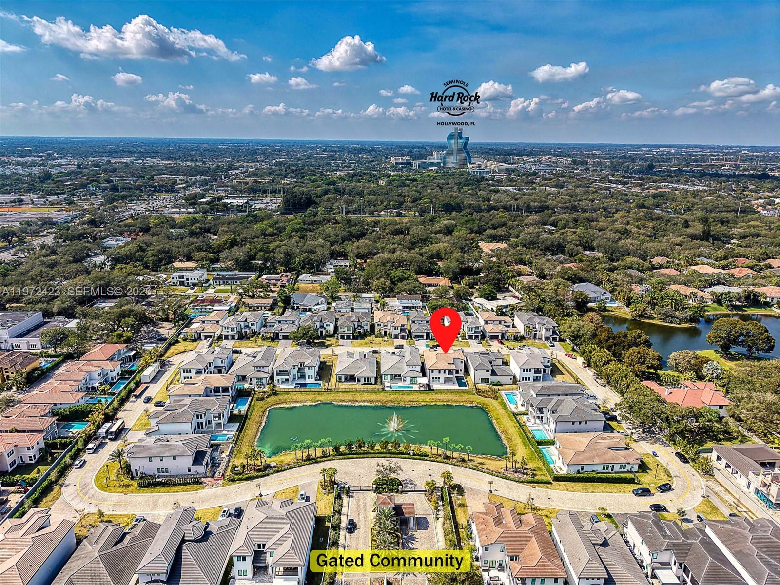 5718 Ashwood Cir W, Hollywood FL 33312