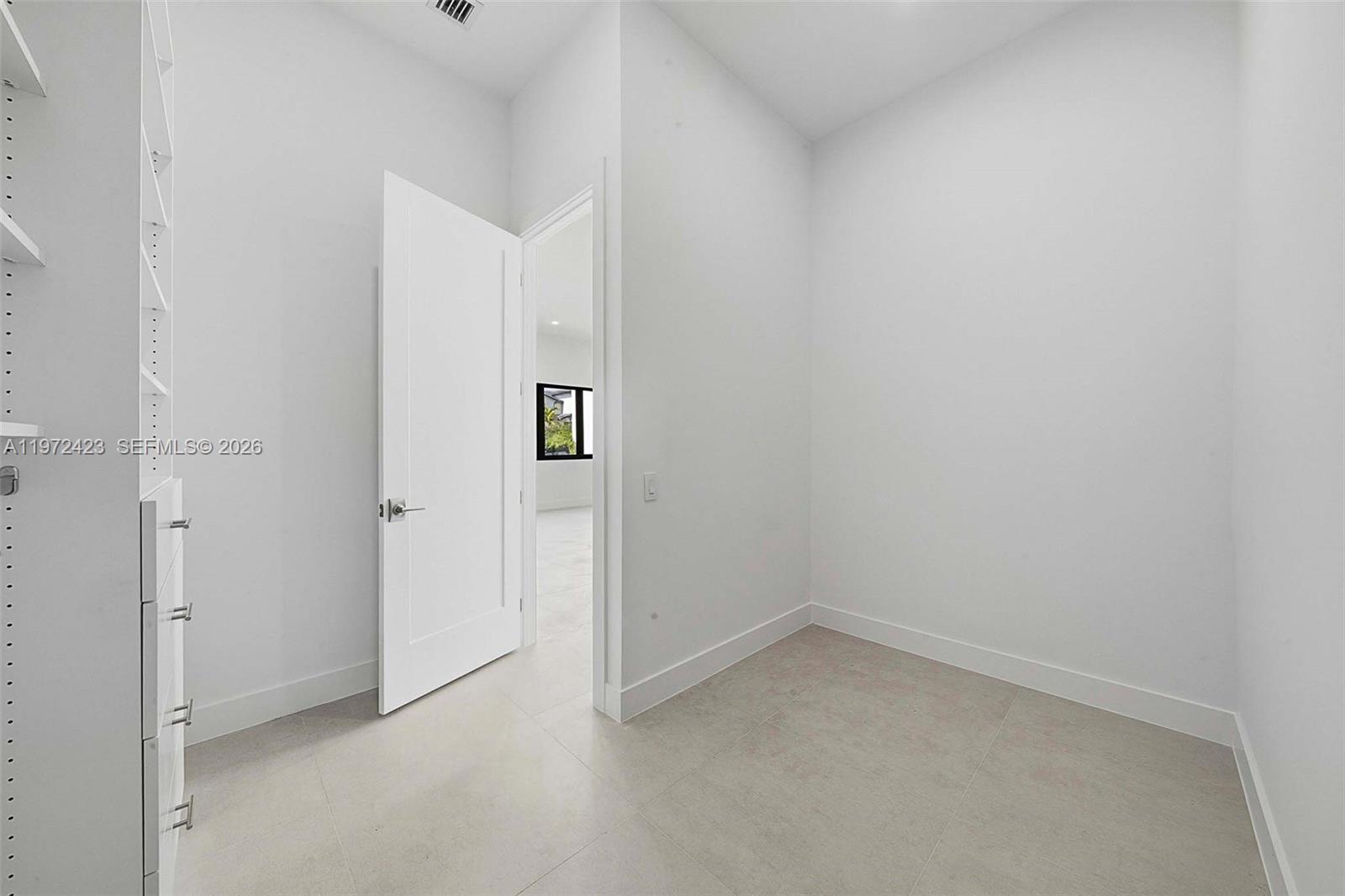5718 Ashwood Cir W, Hollywood FL 33312
