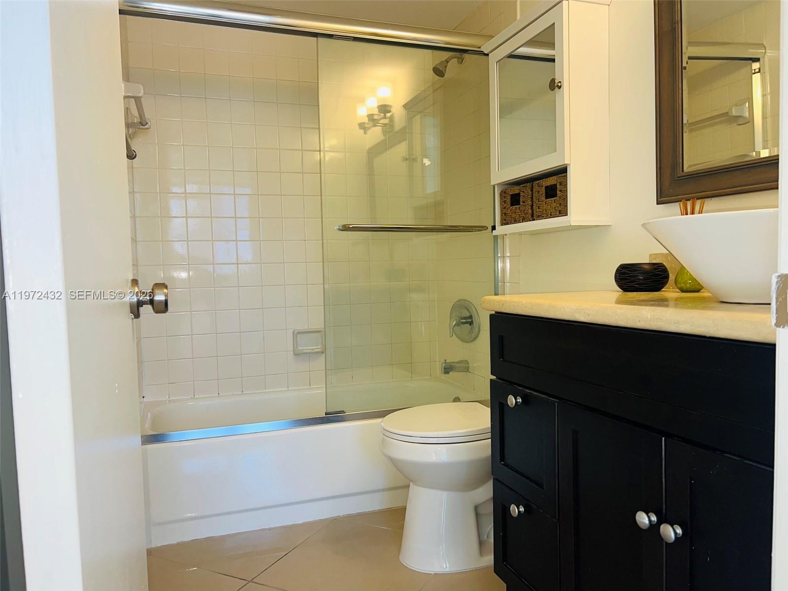 770 Claughton Island Dr #1601, Miami FL 33131