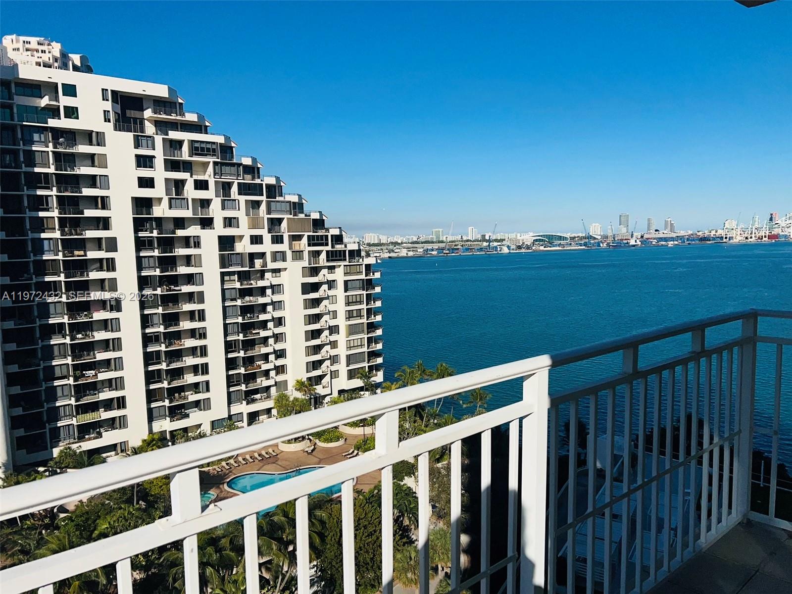 770 Claughton Island Dr #1601, Miami FL 33131