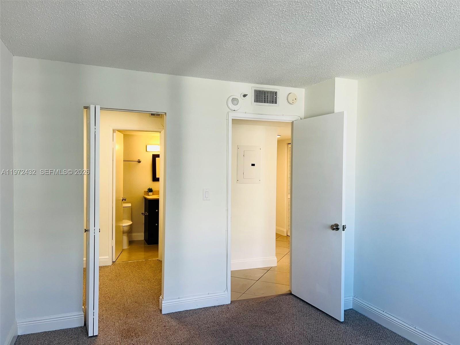 770 Claughton Island Dr #1601, Miami FL 33131