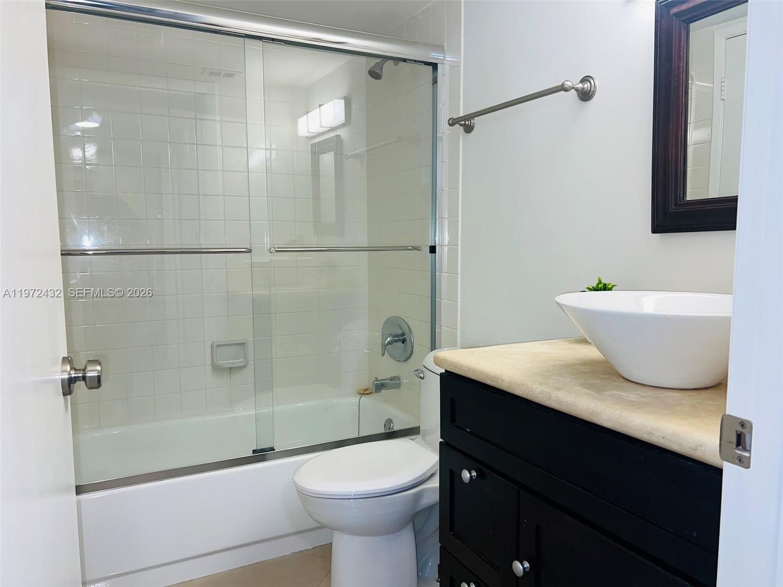 770 Claughton Island Dr #1601, Miami FL 33131