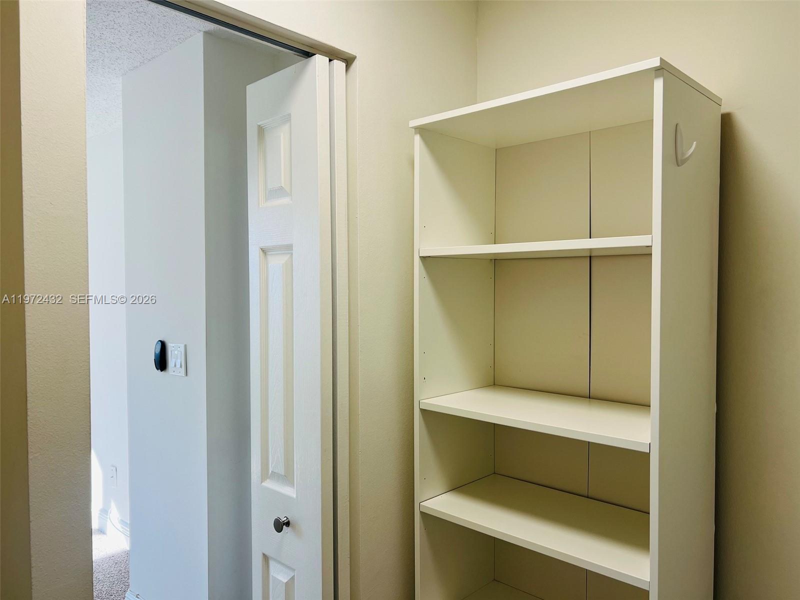 770 Claughton Island Dr #1601, Miami FL 33131