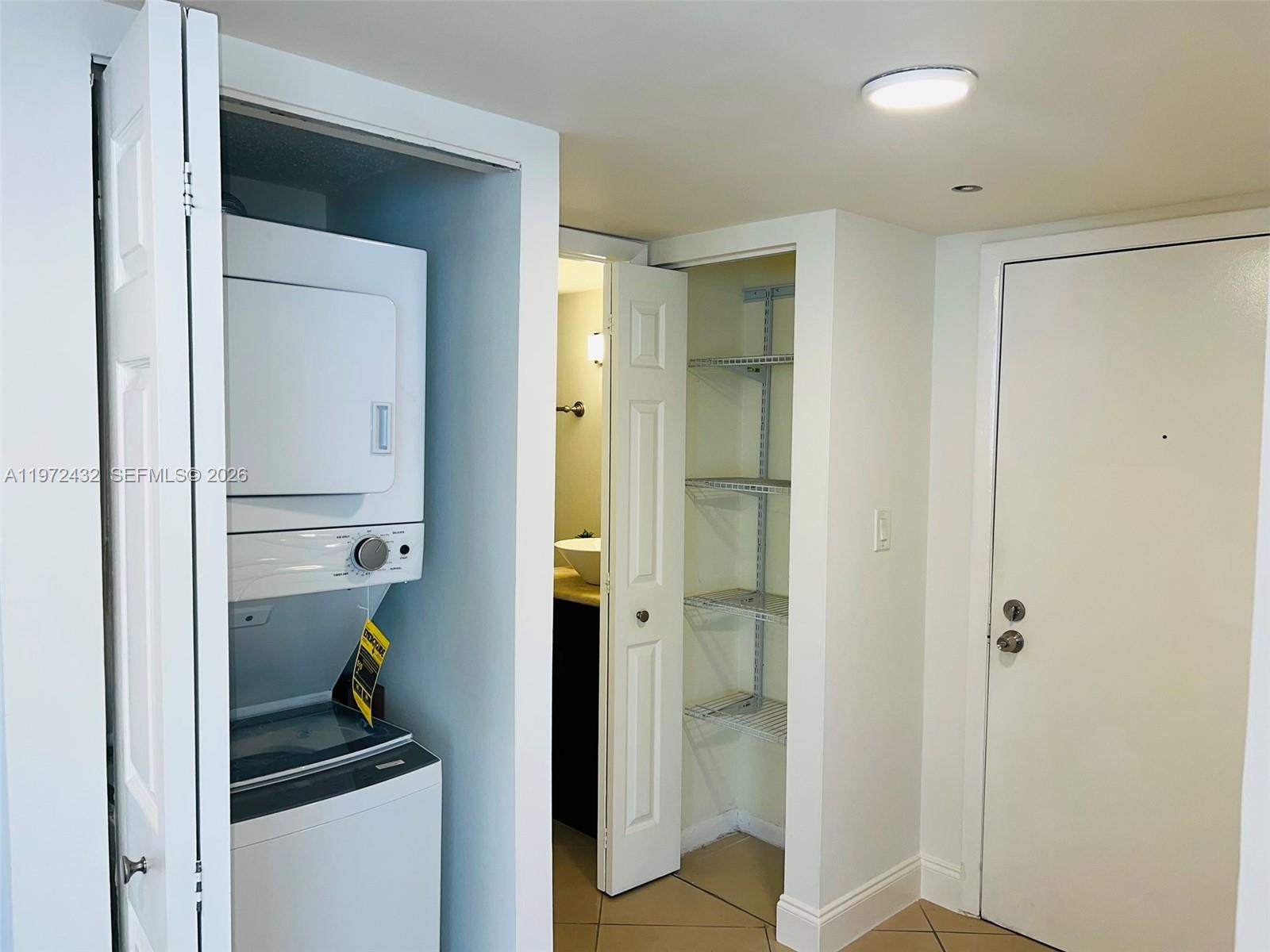 770 Claughton Island Dr #1601, Miami FL 33131