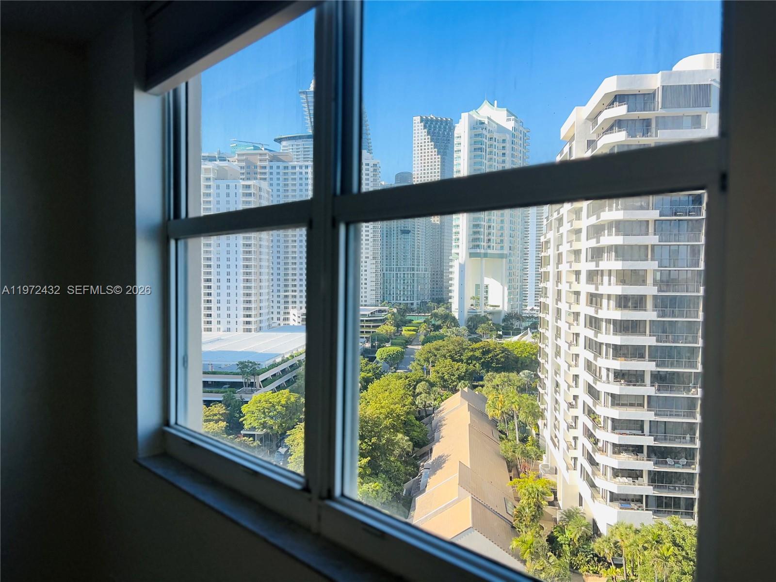 770 Claughton Island Dr #1601, Miami FL 33131