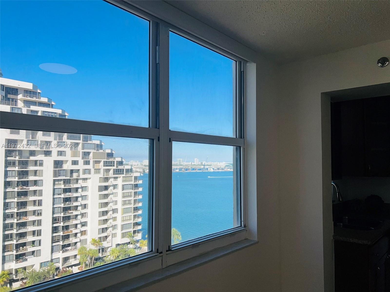 770 Claughton Island Dr #1601, Miami FL 33131