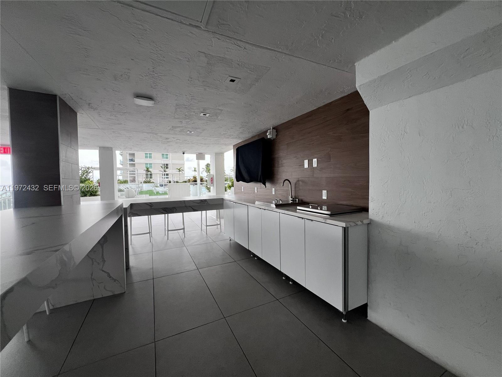 770 Claughton Island Dr #1601, Miami FL 33131