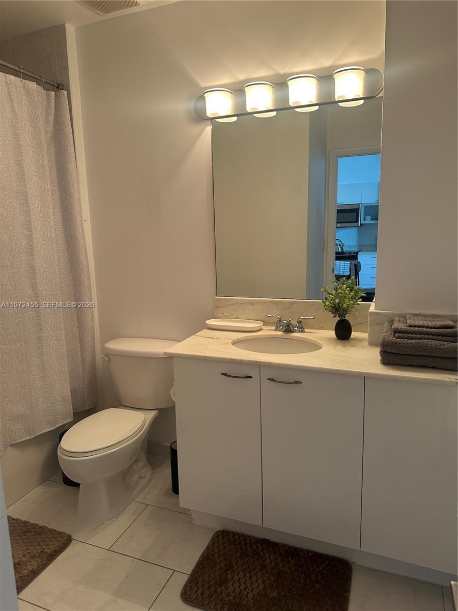 133 NE 2nd Ave #1007, Miami FL 33132