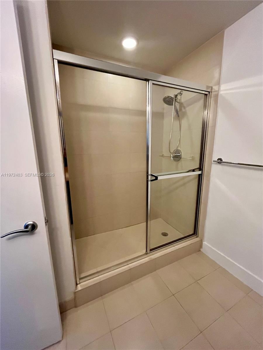 3029 NE 188th St #411, Aventura FL 33180