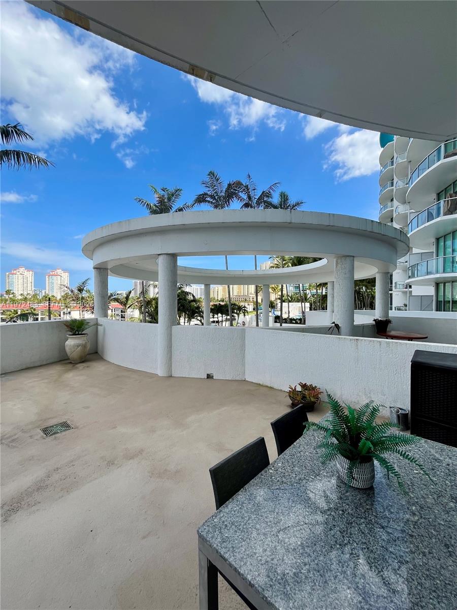 3029 NE 188th St #411, Aventura FL 33180