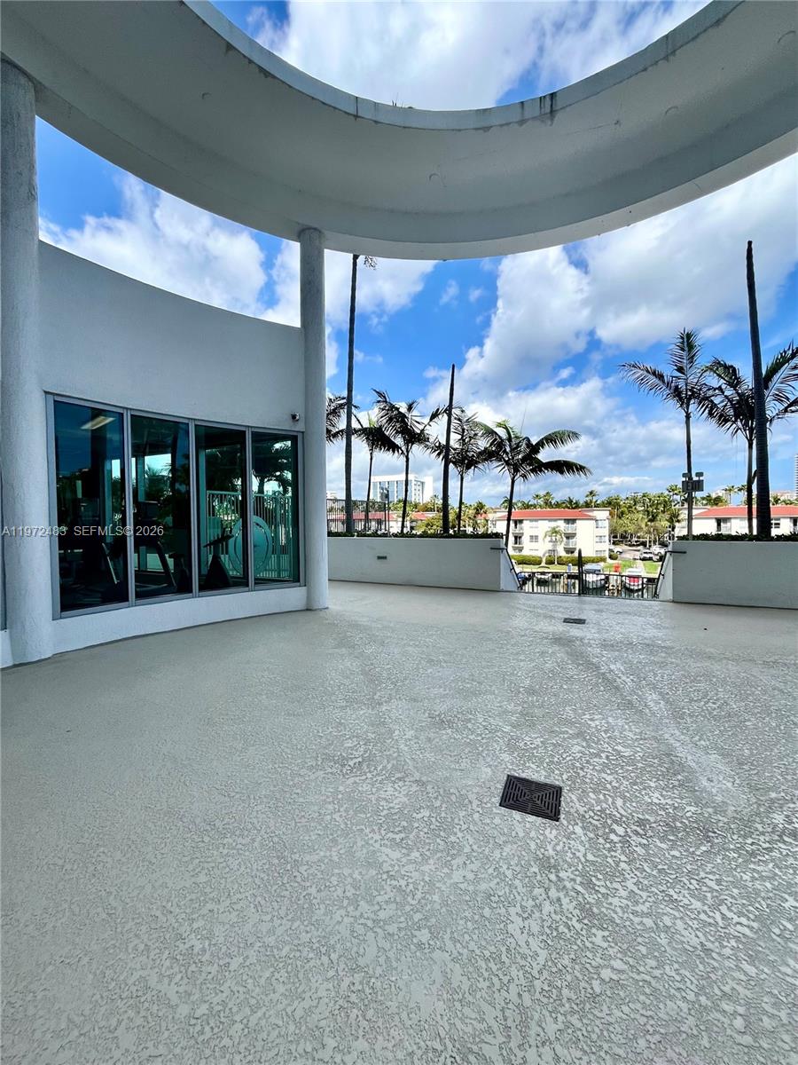 3029 NE 188th St #411, Aventura FL 33180